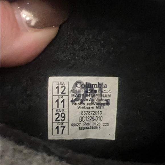 Columbia Waterproof Black and Gray Snow Boots - Picture 3 of 9